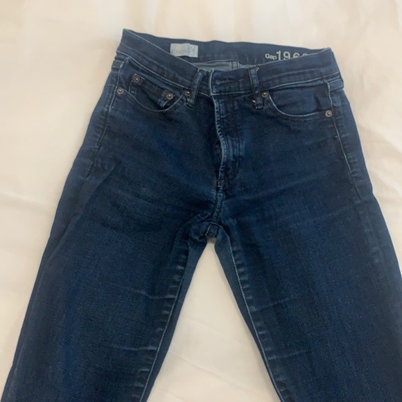 Gap jeans - slim straight 27s - Picture 2 of 3